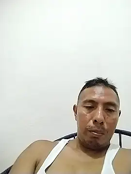 Snapshot of desnudo_Sexoxo chatting on May 2026 11:03:01 PM desnudo Sexoxo online show from May 2026 11:03:01 PM