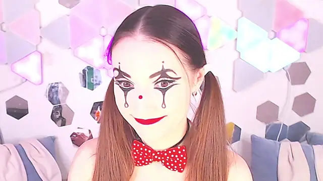 Snapshot of LexiKiss chatting on November 2025 10:43:02 PM LexiKiss online show from November 2025 10:43:02 PM