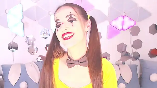 LexiKiss online show from July 2026 04:19:01 AM