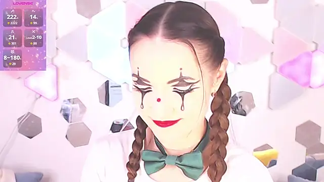 Snapshot of LexiKiss chatting on September 2025 06:19:01 AM LexiKiss online show from September 2025 06:19:01 AM