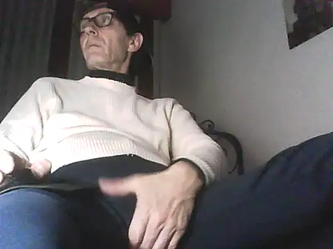 Moro ra online show from April 2026 06:01:01 PM