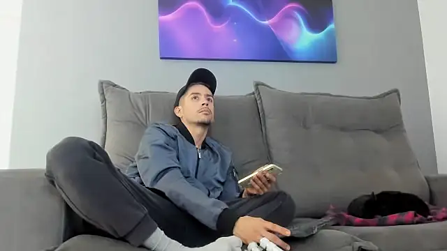 AyJeeEm online show from October 2025 05:12:02 PM