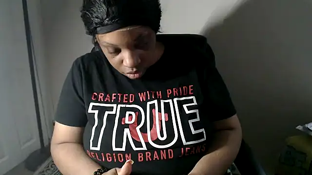 Sexymona1218 online show from April 2026 10:16:02 PM