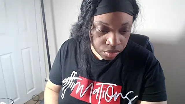 Sexymona1218 online show from May 2026 06:09:01 PM