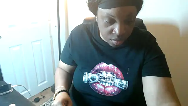 Sexymona1218 online show from March 2026 06:13:02 AM