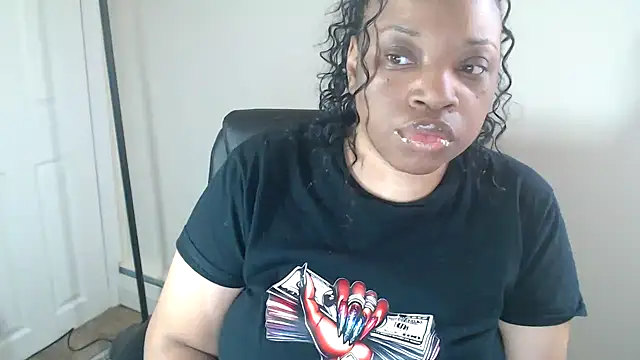 Sexymona1218 online show from June 2026 01:44:02 PM