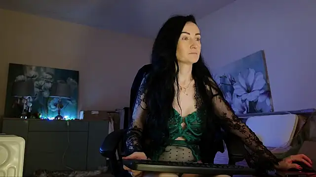 lara heaven online show from November 2025 07:24:01 AM