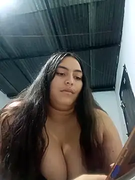 xandra252 online show from November 2025 03:13:02 AM