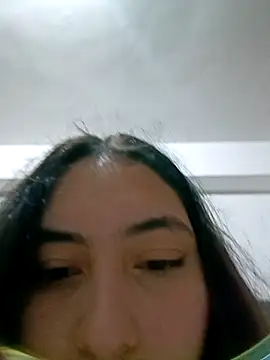 xandra252 online show from April 2026 07:25:02 AM