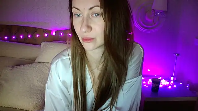 Luna Hoty online show from March 2025 04:13:01 AM