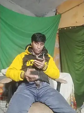 desiboy1101 online show from November 2025 02:17:02 PM