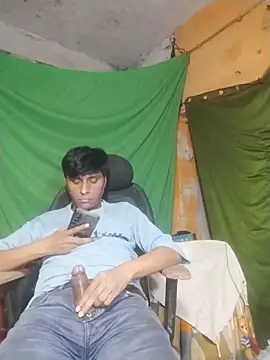 desiboy1101 online show from November 2025 01:33:01 PM