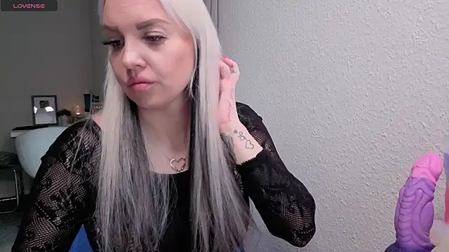 MIA-XXX online show from February 2026 11:17:01 AM