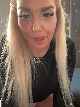 MIA-XXX online show from November 2025 11:46:03 AM