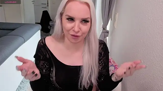 MIA-XXX online show from May 2026 07:05:02 AM