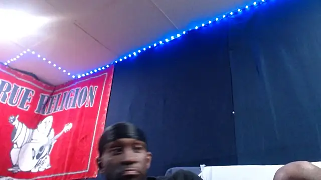 iBreakHeartz online show from September 2025 03:24:02 AM