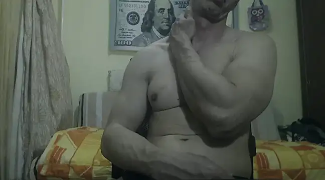 Snapshot of SexyMuscled chatting on March 2025 08:32:02 PM SexyMuscled online show from March 2025 08:32:02 PM
