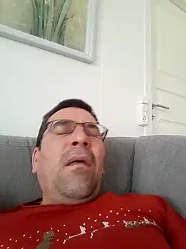 dick81 online show from April 2026 10:17:01 AM
