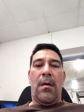 dick81 online show from May 2026 11:47:02 AM