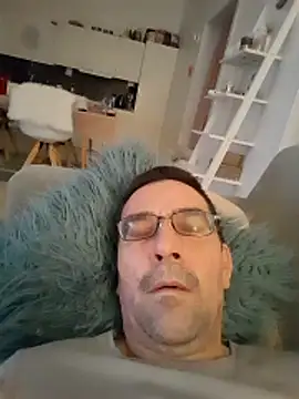 Snapshot of dick81 chatting on February 2026 11:19:02 AM dick81 online show from February 2026 11:19:02 AM