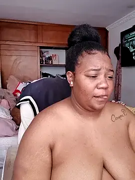 Snapshot of Daddys_girl1 chatting on October 2025 07:15:02 PM Daddys girl1 online show from October 2025 07:15:02 PM