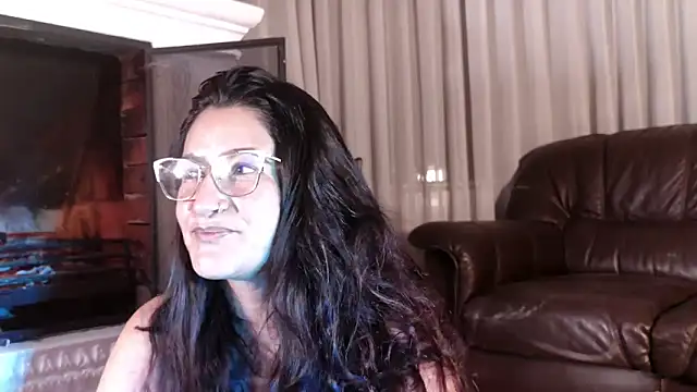 DeesseLuxure online show from March 2026 05:19:02 AM