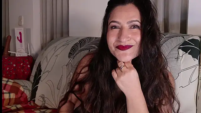 DeesseLuxure online show from February 2026 06:46:01 AM