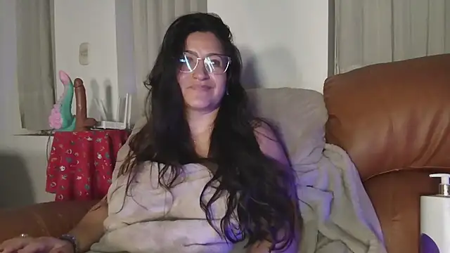 DeesseLuxure online show from October 2025 08:38:01 AM