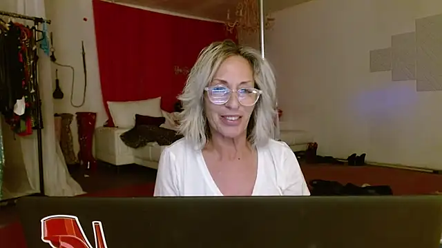 Sweet-Ginger online show from February 2026 02:33:01 AM