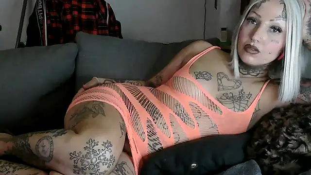 RoxxyInk online show from February 2026 01:08:02 AM