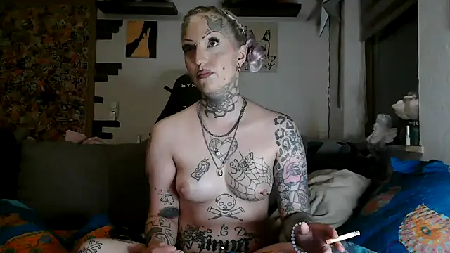 RoxxyInk online show from June 2026 09:37:02 PM