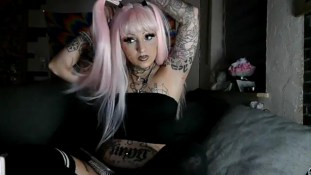 RoxxyInk online show from January 2025 11:10:01 PM