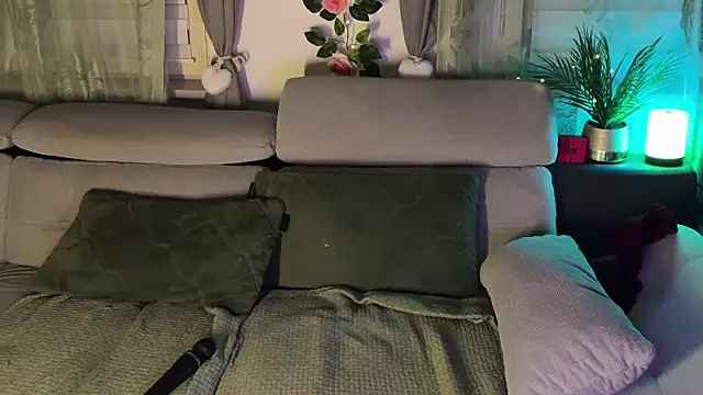 Snapshot of Monageil chatting on October 2025 12:25:02 AM Monageil online show from October 2025 12:25:02 AM