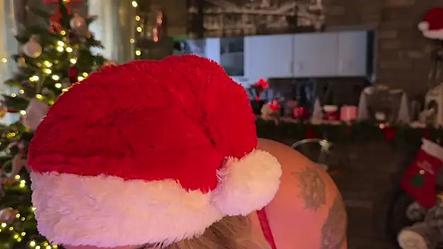 Snapshot of Monageil chatting on December 2025 10:17:02 AM Monageil online show from December 2025 10:17:02 AM