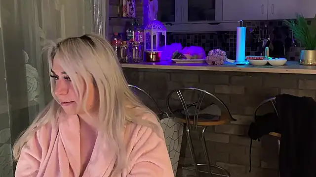 Snapshot of Monageil chatting on February 2025 04:36:02 PM Monageil online show from February 2025 04:36:02 PM