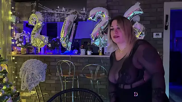 Snapshot of Monageil chatting on January 2026 05:53:02 PM Monageil online show from January 2026 05:53:02 PM