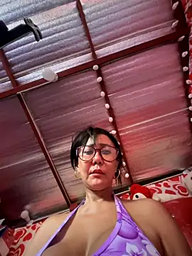 sweetieme online show from October 2025 12:31:01 AM