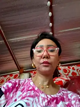 sweetieme online show from February 2026 03:02:01 AM