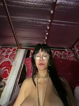 Snapshot of sweetieme chatting on July 2026 01:30:02 PM sweetieme online show from July 2026 01:30:02 PM