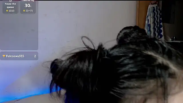 evolet01 online show from October 2025 02:34:02 AM