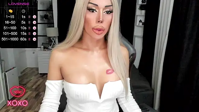 Forever MissCandace online show from September 2025 01:14:01 PM