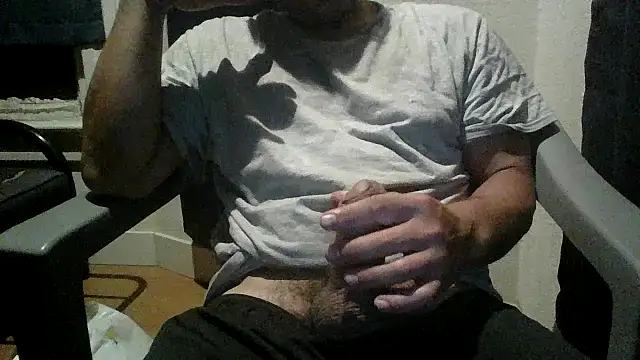 Snapshot of loozamangos chatting on September 2025 10:36:02 AM loozamangos online show from September 2025 10:36:02 AM