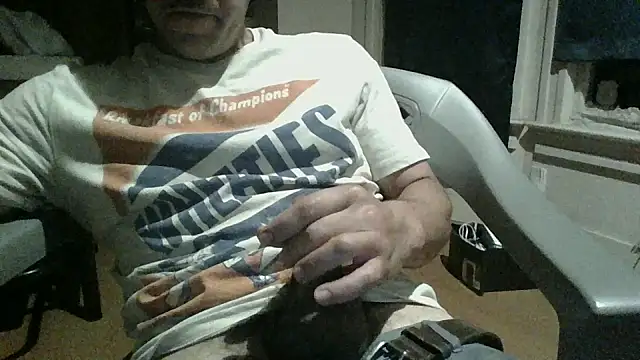 Snapshot of loozamangos chatting on October 2025 11:42:02 AM loozamangos online show from October 2025 11:42:02 AM
