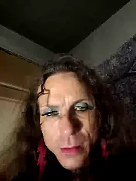 sissyvee online show from February 2025 07:33:02 PM