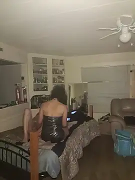 sissyvee online show from April 2026 12:22:02 PM