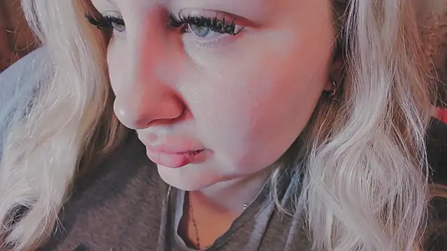 Snapshot of nast-yy chatting on December 2025 10:16:02 AM nast-yy online show from December 2025 10:16:02 AM