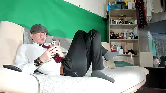 viraglaci18xh online show from March 2026 03:42:02 PM