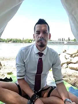Snapshot of viraglaci18@xh chatting on May 2026 10:41:01 AM viraglaci18xh online show from May 2026 10:41:01 AM
