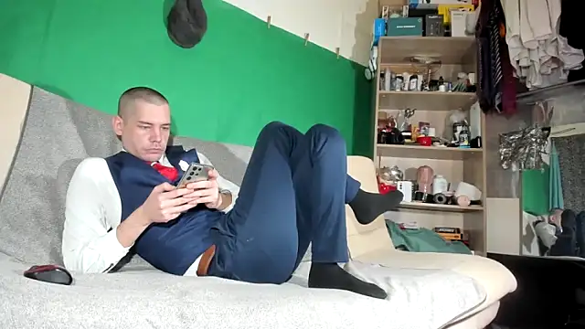 viraglaci18xh online show from February 2026 09:10:01 PM