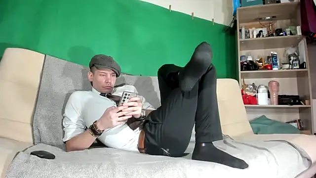 viraglaci18xh online show from March 2026 06:01:01 PM